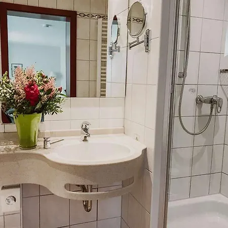 Hotel Wartburg 3*