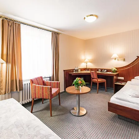 Hotel Wartburg 3*