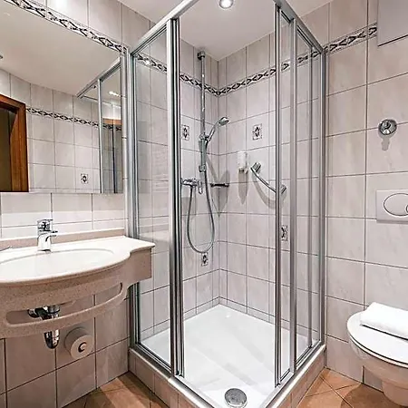 Hotell Wartburg 3*