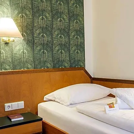 Hotell Wartburg Stuttgart