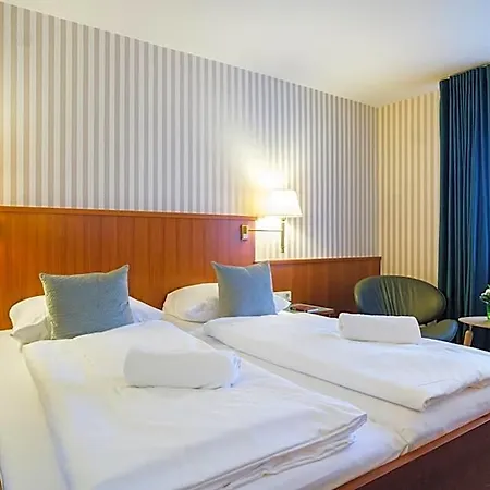 Hotell Wartburg 3*
