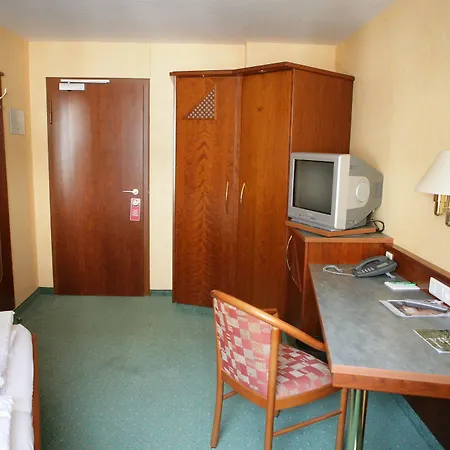 Wartburg Otel