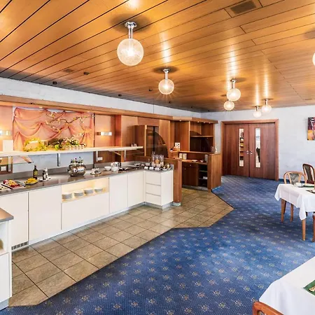 Ξενοδοχείο Wartburg 3*